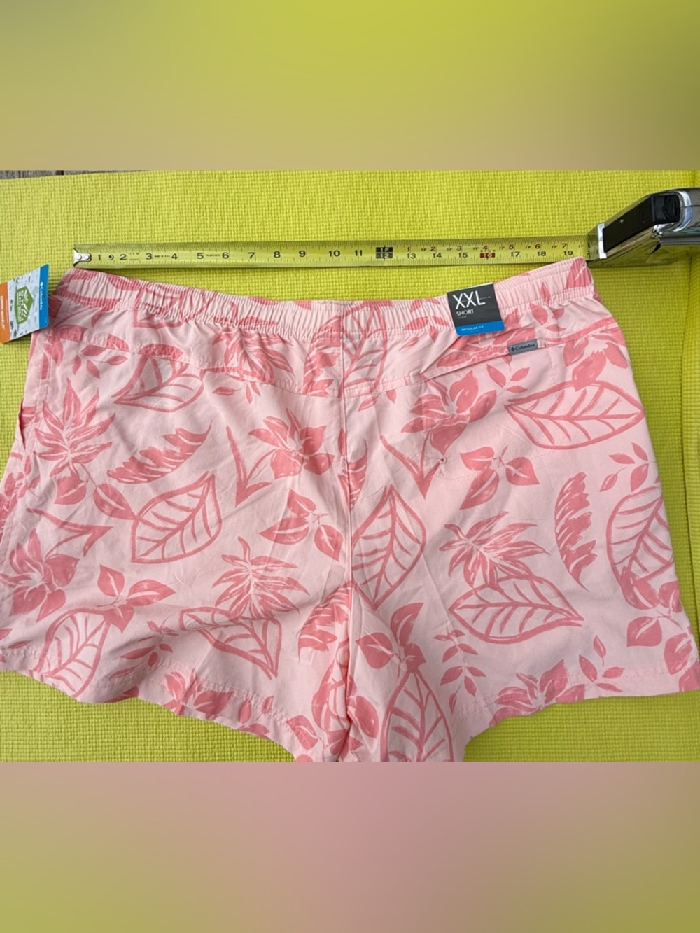 COLUMBIA Women Sandy River™ III Shorts Floral Print Size XXL Omni-Shield **NWT**